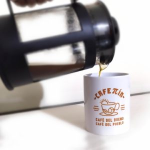 Café Pin. Cafetera y taza