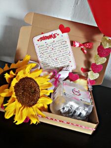Candy Box Sorpresas. Caja con girasol