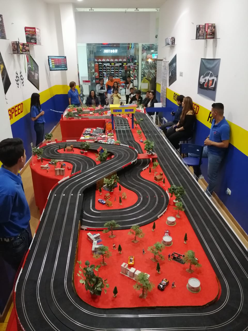 Roby Speed Race. Competencia