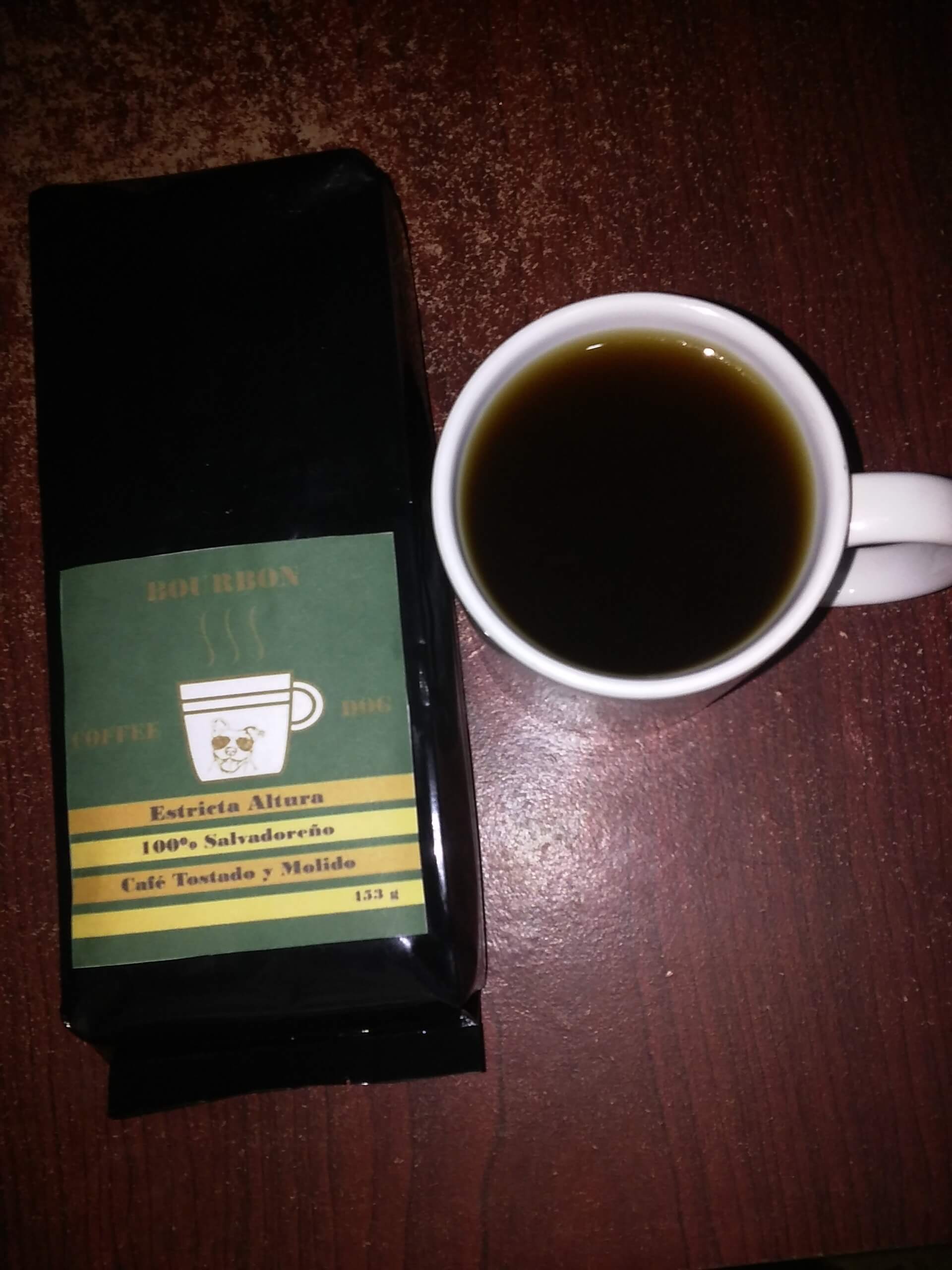 Plan de Digitalización El Salvador. Coffee Dog, muestra del café