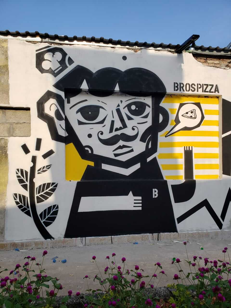 BrosPizza. Exterior de la pizzería.