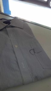 Tintorería Claro. Camisa