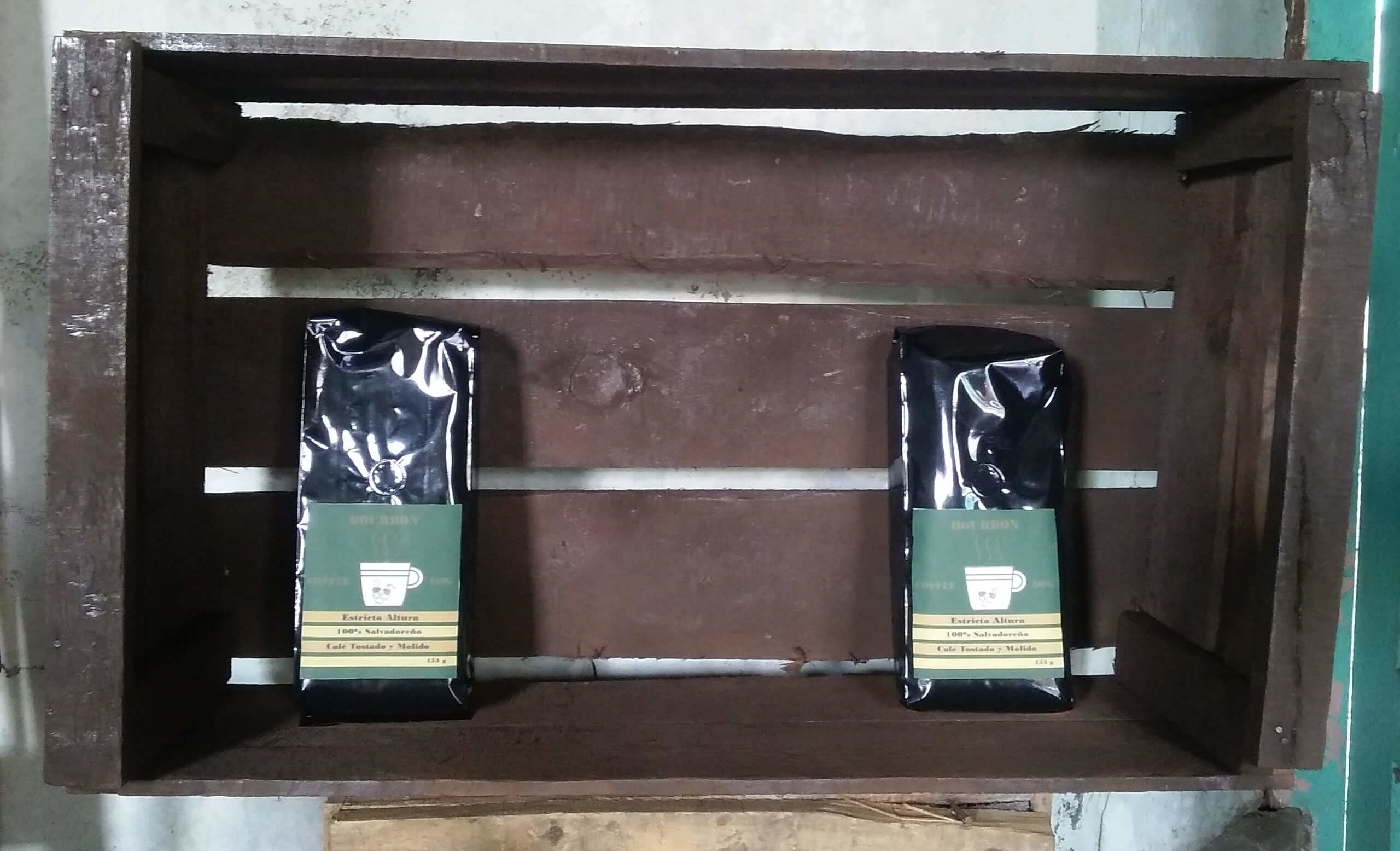 Plan de Digitalización El Salvador. Coffee Dog, productos.