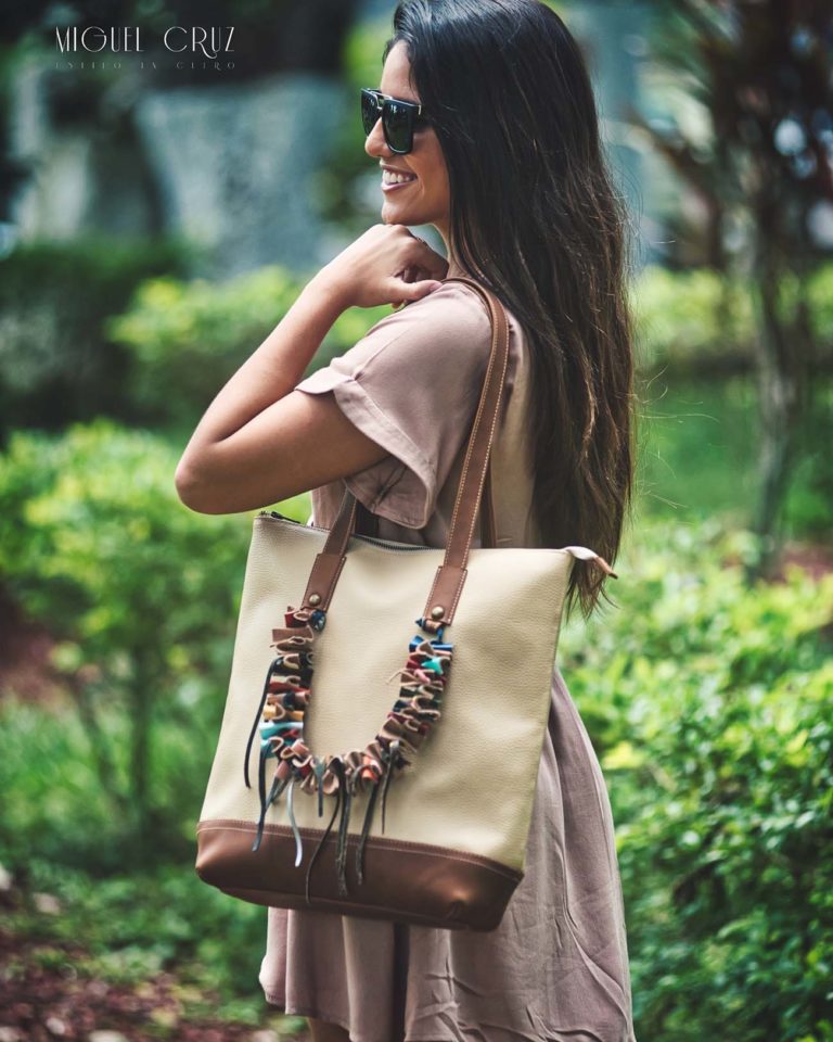 Miguel Cruz. Bolso para mujer.